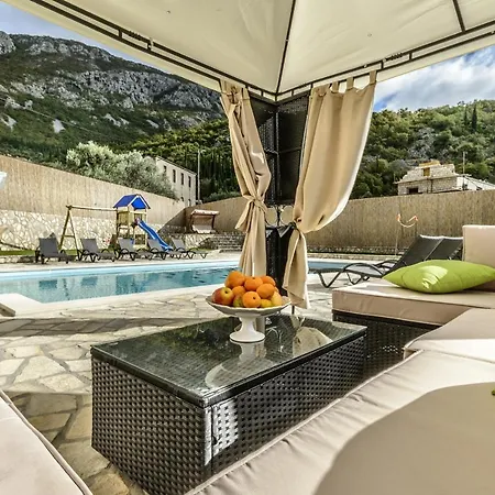 Luxury With A Swimming Pool Dubravka, Dubrovnik - 11073 Gruda