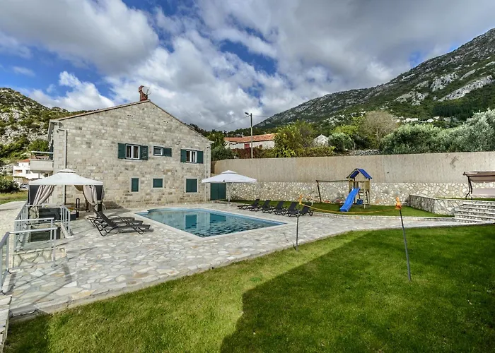 Luxury With A Swimming Pool Dubravka, Dubrovnik - 11073 فيلة